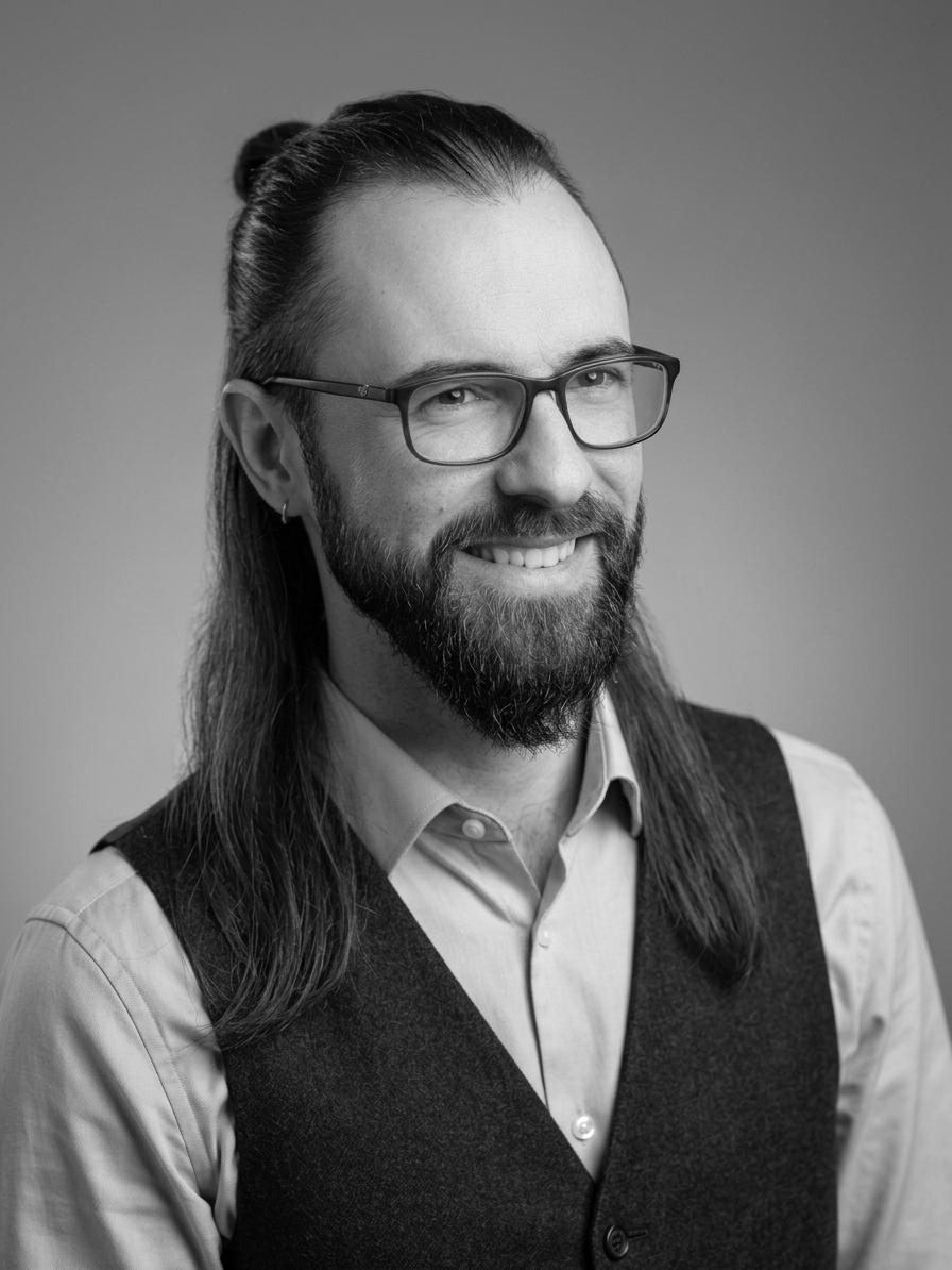 Evan Damario